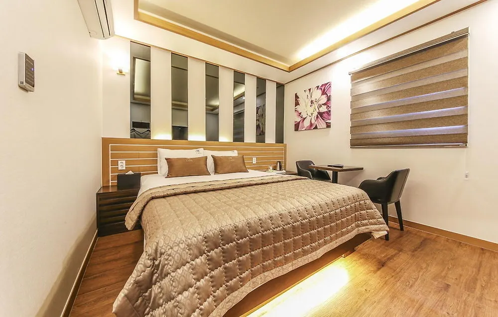H Hotel Ulsan 2*,